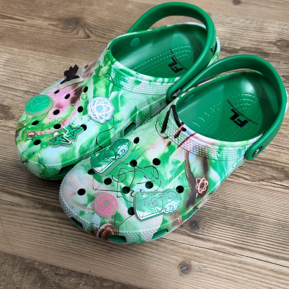 Crocs Classic Clog x FUTURA Laboratories